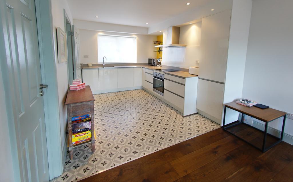 Vila Kinsale Exteriér fotografie